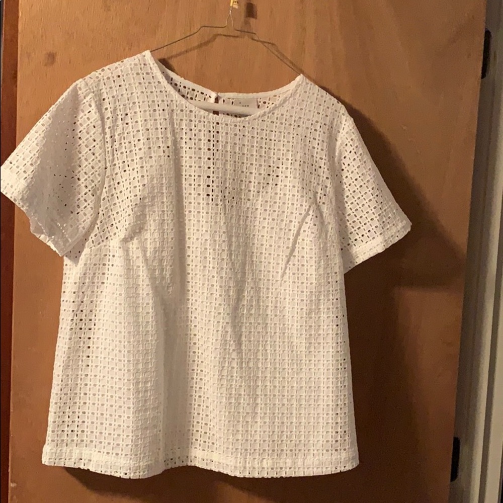 Short sleeved shirt
